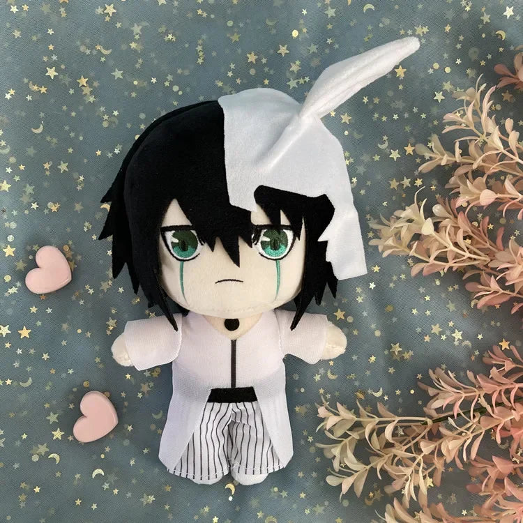 Ulquiorra Cifer White Coat Plush – Bleach – 20 cm in the pictured character design